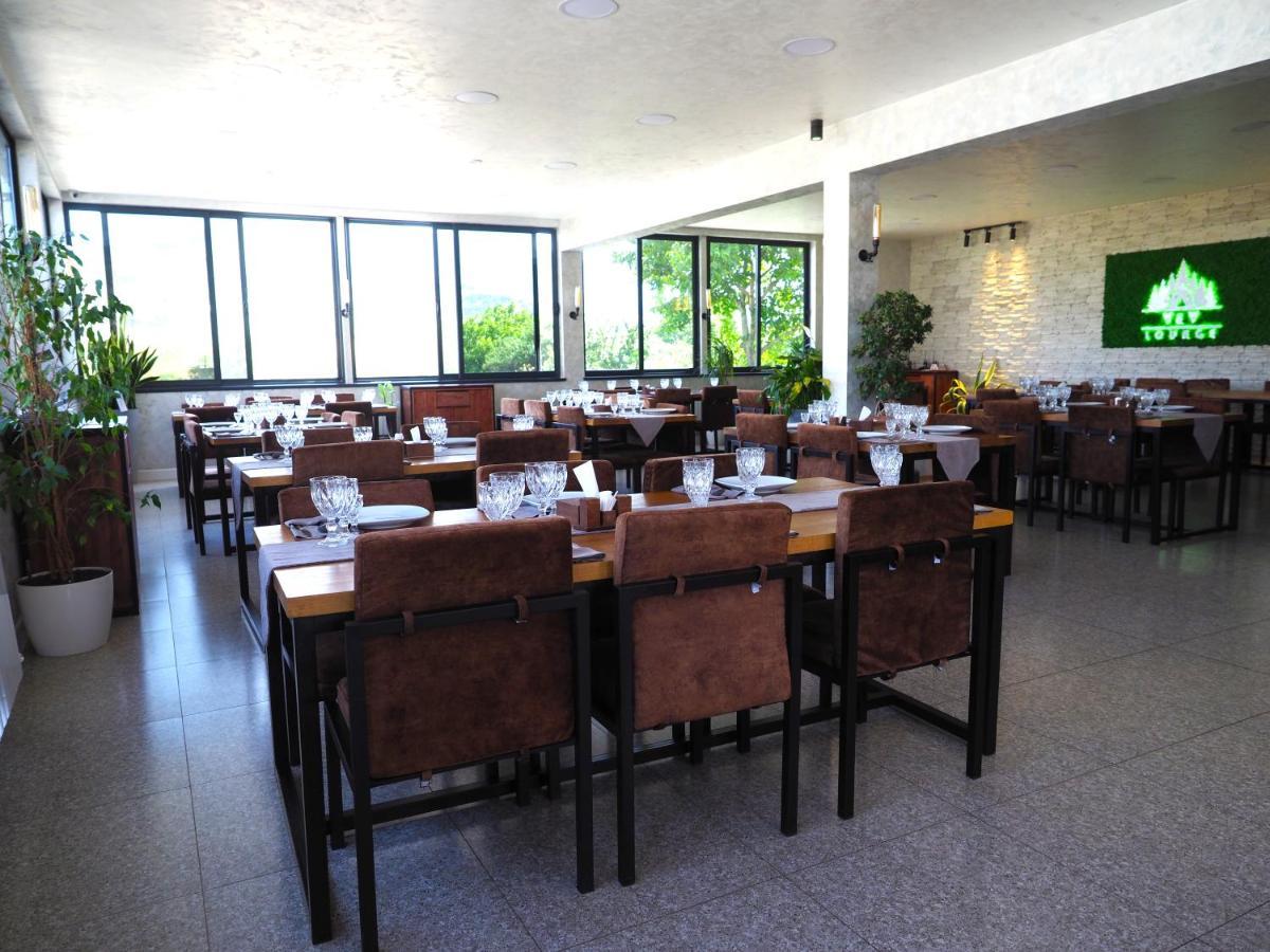 V&V Hotel Gyulagarak 外观 照片