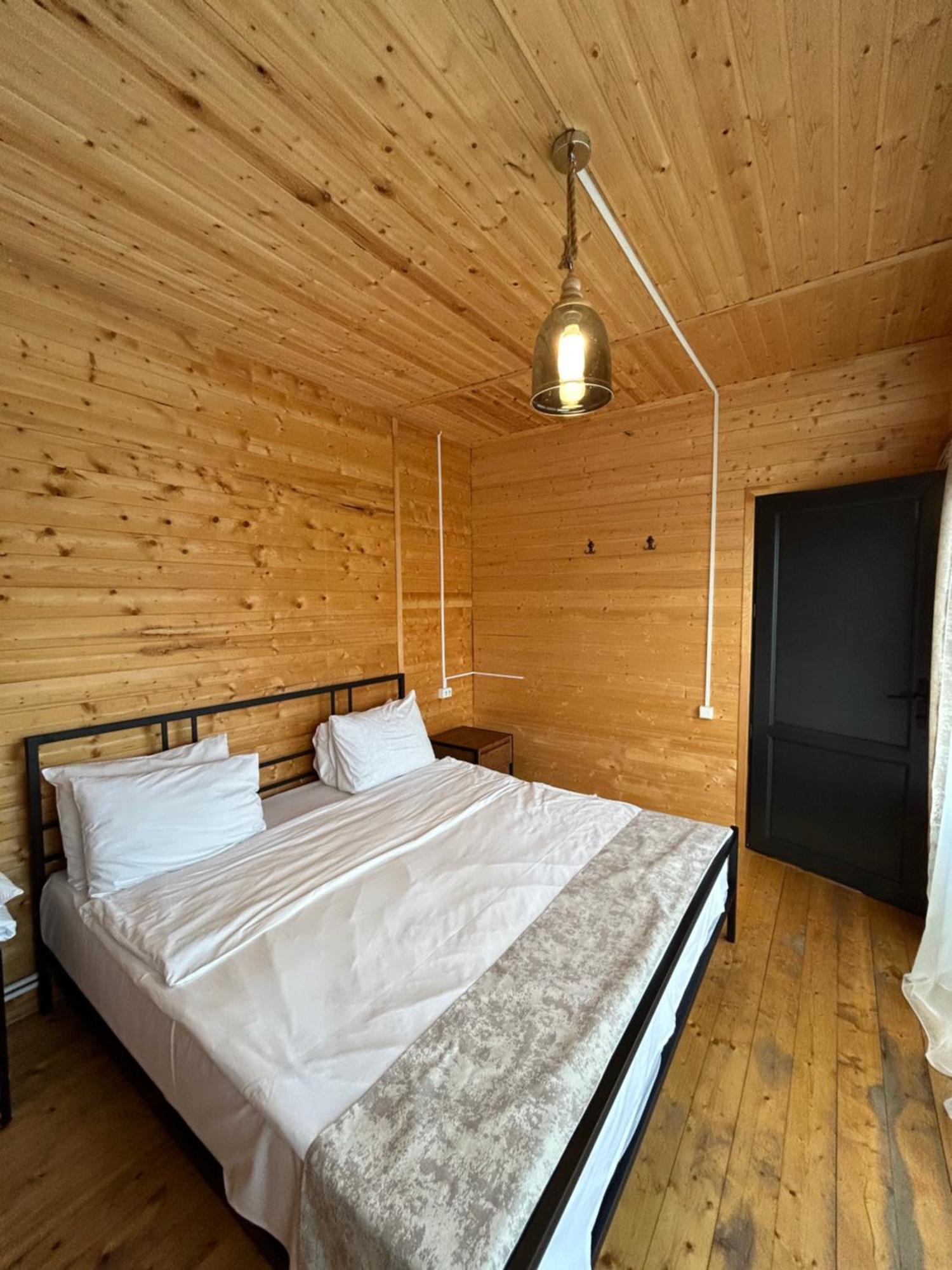 V&V Hotel Gyulagarak 外观 照片